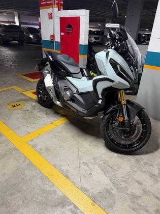 HONDA X-ADV 